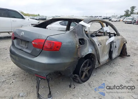 2013 Volkswagen Jetta 2.0L Tdi из США, поврежденный, VIN 3VWLL7AJ6DM377002